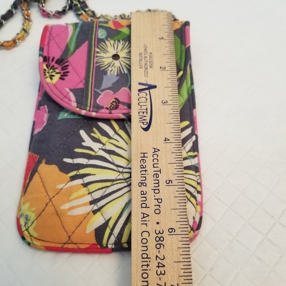 Vera Bradley Cell Phone Hipster W/ Metal String Jazzy Blooms Is Faded - Picture 3 of 7